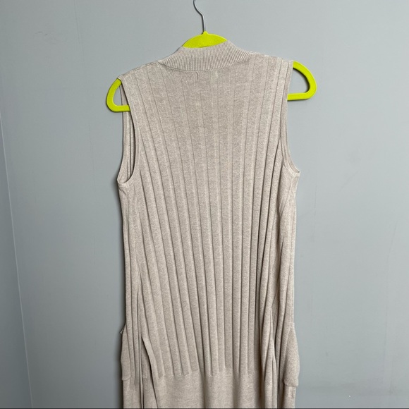 Reitmans Sleeveless Cardigan - Picture 8 of 8